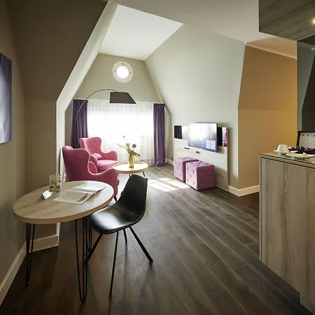 Radisson Blu Hotel 4*