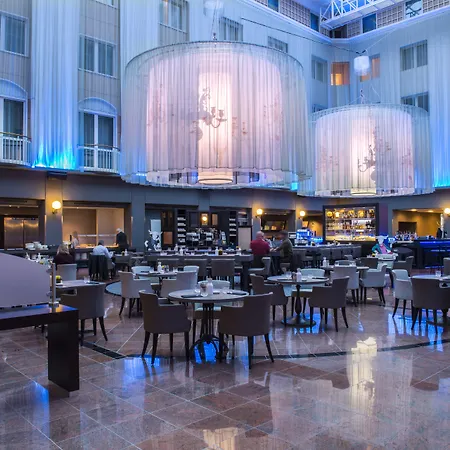 Radisson Blu Hotel 4*