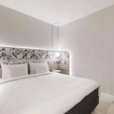 Radisson Blu Otel 4*